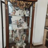 یک عدد بوفه از نوع چوب و نقش و نگار زیبادرحد نو