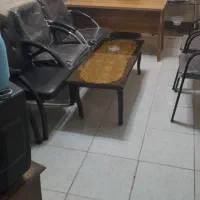 چهار عدد صندلی ویک عدد میز مدیرت و تابلو|دفتر کار|تبریز, |دیوار