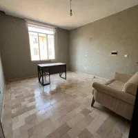 دفتر تجاری در بازار آهن شادآباد