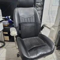 دوعدد صندلی چرخ دار سالم از همه لحاظ