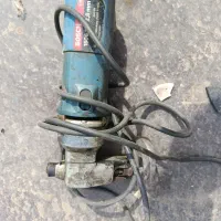 یک عدد دستگاه  ورق بر آلمانی  سالم سرحال