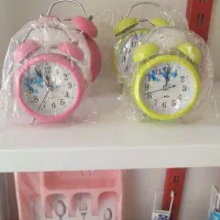 ساعت رومیزی رنگی در دو سایز