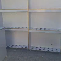 وسایل مغازه. ویترین صندلی استند...