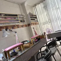 اجاره میز ناخن و تخت مژه