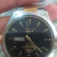 ساعت تقویم دار