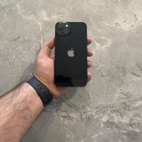 اپل iPhone 13 با حافظهٔ ۱۲۸ گیگابایت