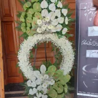 کد300. ارسال رایگان تاج گل سبددسته(بدون بیعانه)|گل و گیاه طبیعی|تهران, جنت‌آباد جنوبی|دیوار