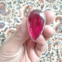 یاقوت|کلکسیون اشیاء عتیقه|اصفهان, بهارستان|دیوار