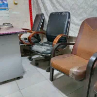 میز و صندلی انتظار و صندلی چرخشی