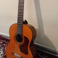 گیتار یاماها c70