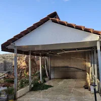 باغ-ویلایی-با-تبرئه