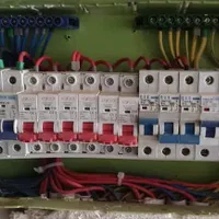 صفر تا صد برقکاری ساختمان و رفع اتصالی تابلو برق|خدمات پیشه و مهارت|شیراز, کاراندیش|دیوار