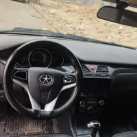 جک j5 اتوماتیک 1800cc