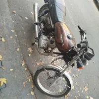 موتور ۱۲۵ لیفان مدل ۹۵|موتورسیکلت|تهران, شهرک ولیعصر جنوبی|دیوار