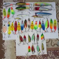 چوب و چرخ اسپین و ۳۷ عدد طعمه اسپین|ماهیگیری|اهواز, فاز ۱ پادادشهر|دیوار