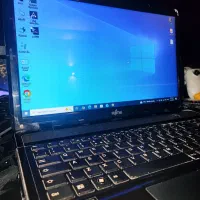 لب تاپ ۱۵.۶ فوجیتسو