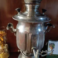سماور برنجی قدیمی|سماور، چای‌ساز، قهوه‌ساز|قم, شهرک قدس|دیوار