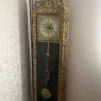 ساعت برنز ایستاده