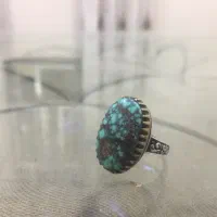 یک انگشتر نقره فیروزه نیشابور فاخر