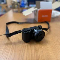 دوربین zve-10 همراه با رم 32