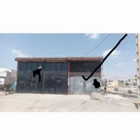 اجاره دو دهنه مغازه ۹۰ متری با حیاط