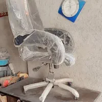 کمد لباس ساعت ایستاده چوبی ومیز و صندلی سالم