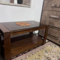 میز جلومبلی چوبی تمیز