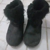 کفش دخترانه بلند سایز ۳۴ به فروش می رسد