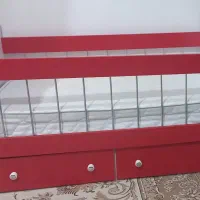 تخت کودک همراه با تشک