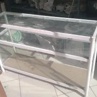 دو عدد ویترین شیشه ای