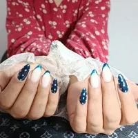 کاشت ناخن حرفه ای