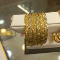 ۶ عدد النگو سایز ۴.  نو فقط با ۳ درصد