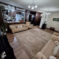 آپارتمان-انقلاب-19-کم-تراکم