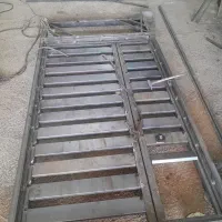 نیازمنده استاد کار درب پنجره ساز