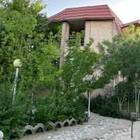 باغ ویلا شیـک و دنـج ـ استخر سرپوشیده|اجارهٔ کوتاه‌مدت ویلا و باغ|کرمان, |دیوار