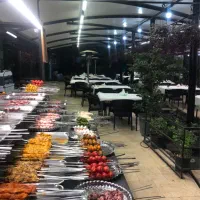 کبابی وَرکا نیازمند به چند همکار نیازمند است