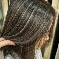 نیازمند مدل رنگ و مش و احیا و صافی کار توسط استاد|خدمات آرایشگری و زیبایی|آمل, |دیوار