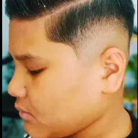 ارایشگر سیار در منزل .