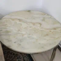 میز و عسلی گرد کاملا سالم|مبلمان خانگی و میز عسلی|اندیشه, اندیشه فاز ۱|دیوار