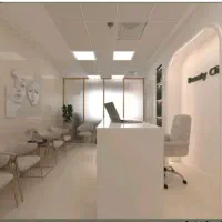 استخدام مشاور زیبایی و اپراتور لیزر کندلا