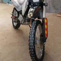 تریل و هندا