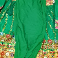 گند افغانی|لباس|تهران, جوانمردان (اندیشه)|دیوار