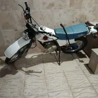 اکسل 125درحد نو