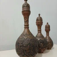 تنگ مسی قلم زنی|کلکسیون اشیاء عتیقه|بندر ماهشهر, |دیوار