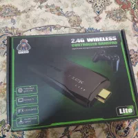 کنسول بازی دارای بیش از سیصد بازی میباشد