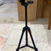 سه پایه دوربین تاکارا