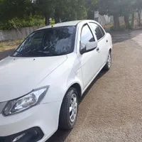 ساینا S