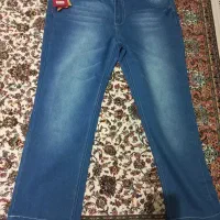 شلوار لی سایز ۴۸ اصلا نپوشیدم نونو مارکش روشه