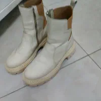 نیم بوت کرمی سایز ۳۹|کیف، کفش، کمربند|اسلام‌شهر, شهرک قائمیه|دیوار