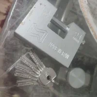 قفل کتابی